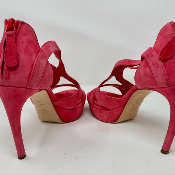 Alexander McQueen Armadillo Heels in Geranium, Size 38.5 - Picture 2 of 7